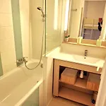 Apartment Le Panorama Des Pins - Terrasse, Golf, Piscine - 4 Pers *